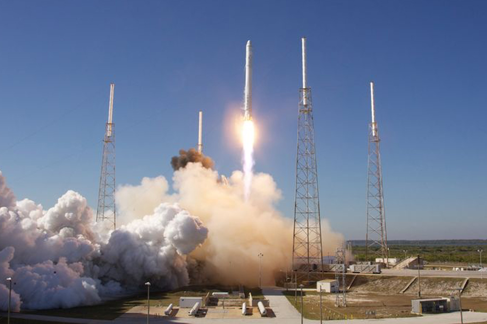 CAPE CANAVERAL SPACE FORCE STATION, SPACE LAUNCH COMPLEX 40